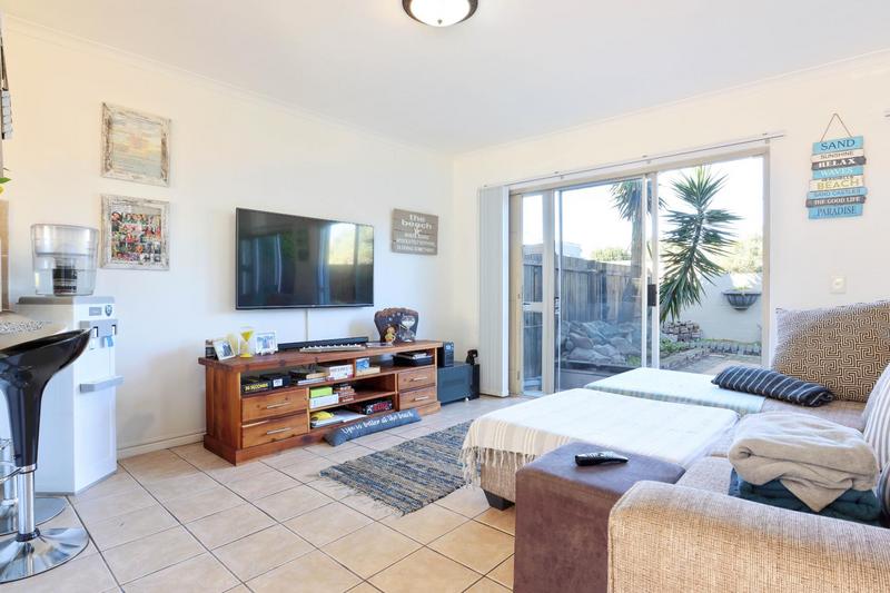 To Let 3 Bedroom Property for Rent in Parklands Western Cape